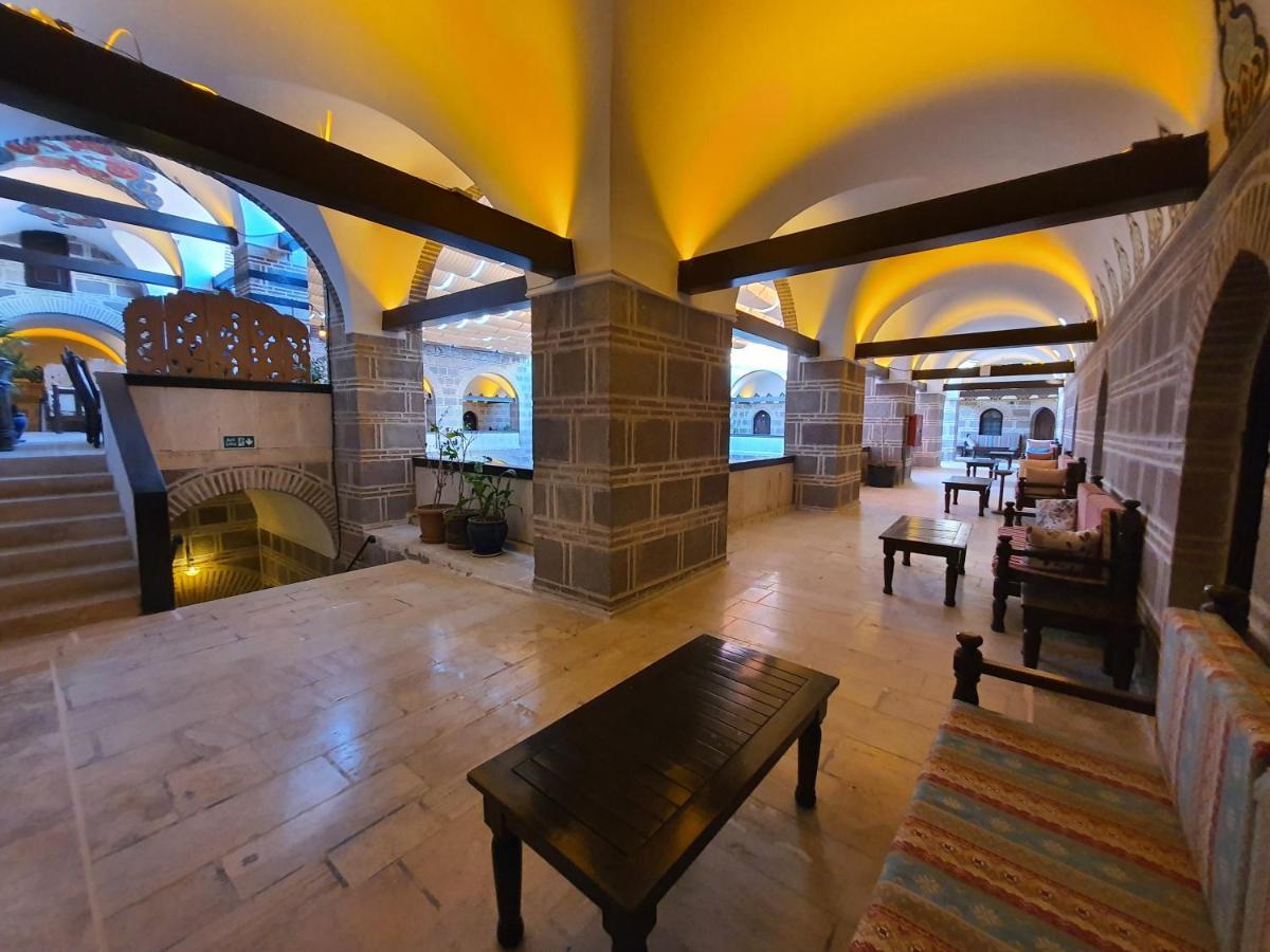 فندق سيسمي كانوني كيرفانساراي هيستوريكال Çeşme المظهر الخارجي الصورة