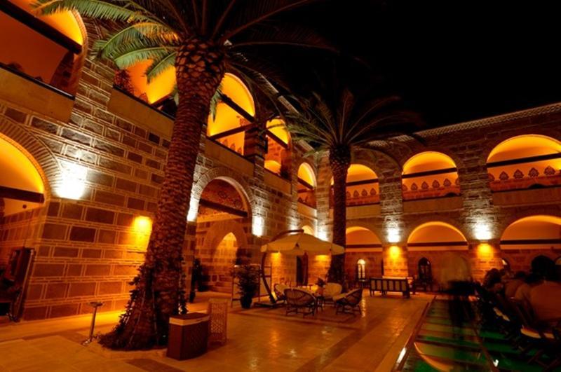 فندق سيسمي كانوني كيرفانساراي هيستوريكال Çeşme المظهر الخارجي الصورة